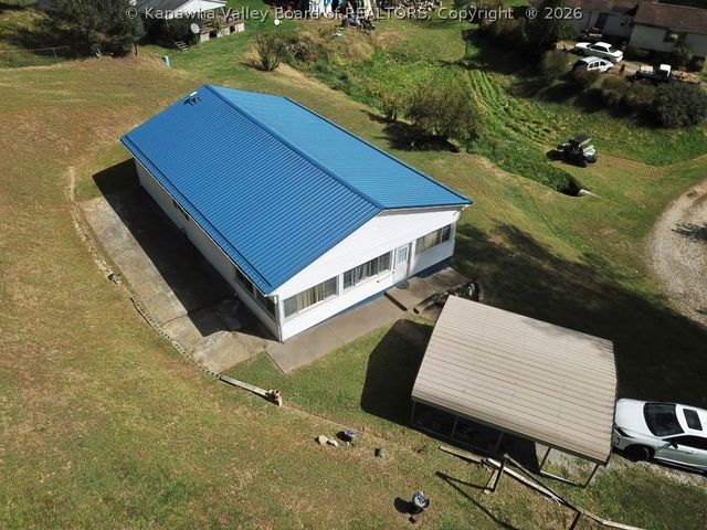 24 Hollywood Drive, Charleston, WV 25311