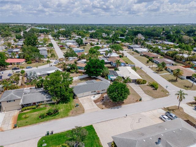 2833 SUNNYSIDE STREET, Sarasota, FL 34239