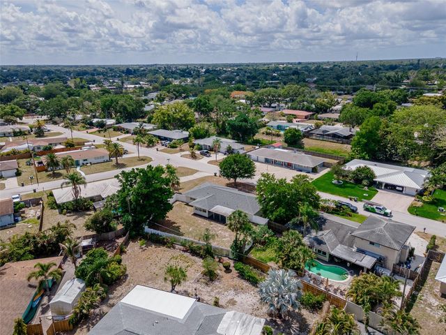 2833 SUNNYSIDE STREET, Sarasota, FL 34239
