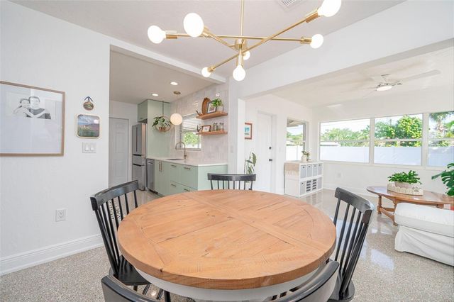 2833 SUNNYSIDE STREET, Sarasota, FL 34239