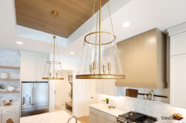 1317 S Auburn Place, West Des Moines, IA 50266