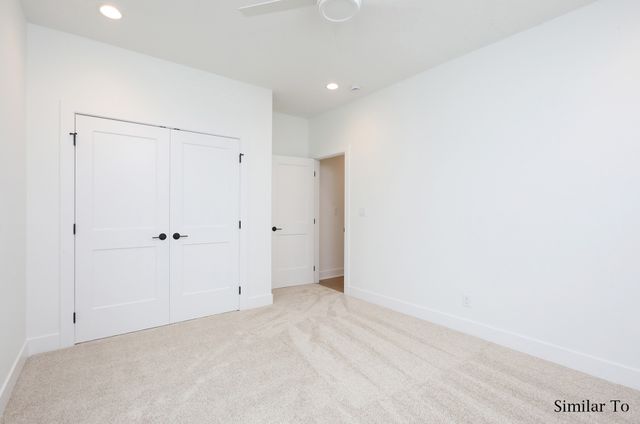 1317 S Auburn Place, West Des Moines, IA 50266