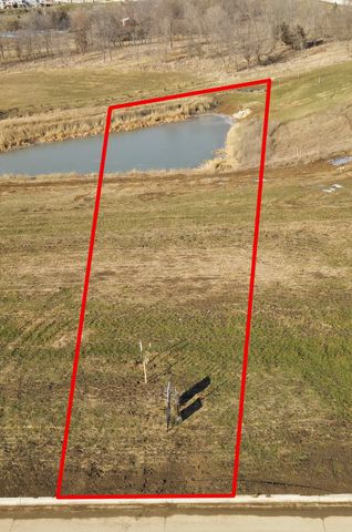 1317 S Auburn Place, West Des Moines, IA 50266