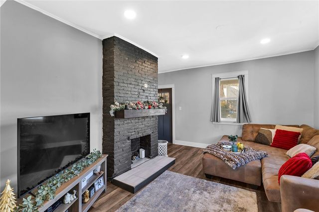 21 Westminster Ave, City Of Greensburg, PA 15601