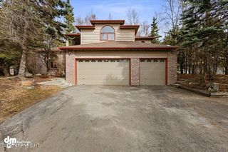 245 Botanical Circle, Anchorage, AK 99515