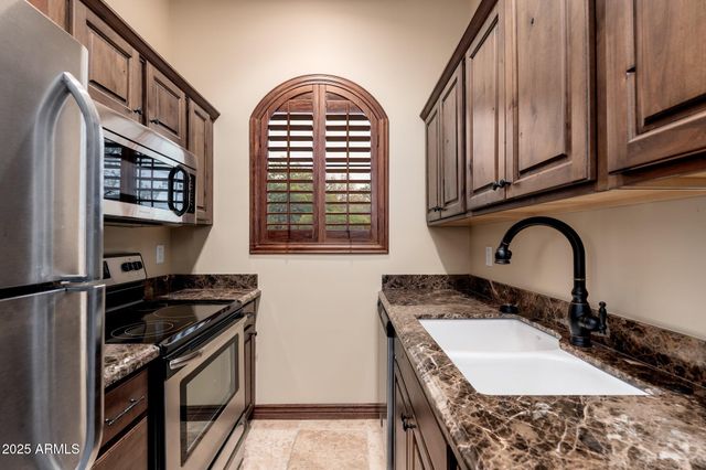 12980 E COCHISE Road, Scottsdale, AZ 85259