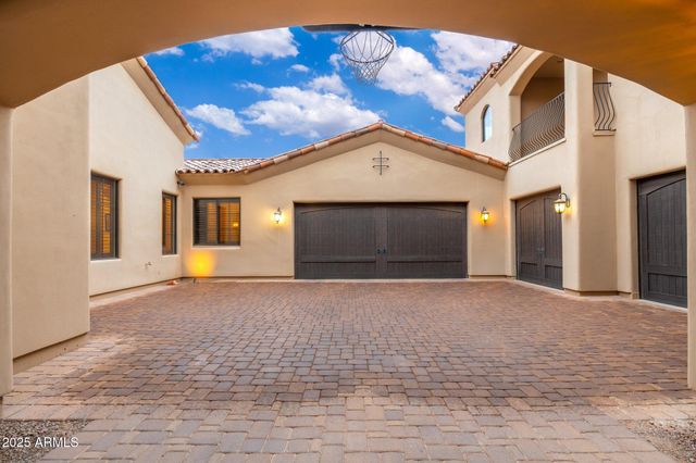 12980 E COCHISE Road, Scottsdale, AZ 85259