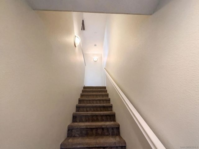 1115 Calabria, Santee, CA 92071