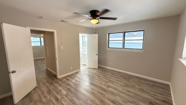 8730 Lapanto Lane, Dallas, TX 75227