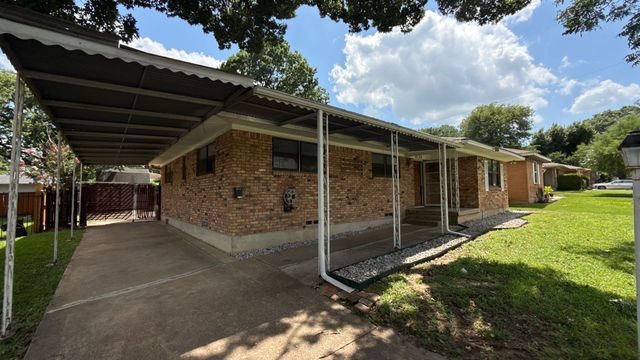 8730 Lapanto Lane, Dallas, TX 75227