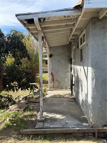 555 Ramona, San Bernardino, CA 92411