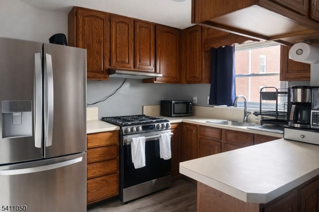 296 Esplanade Unit 27 27, Hackensack City, NJ 07601