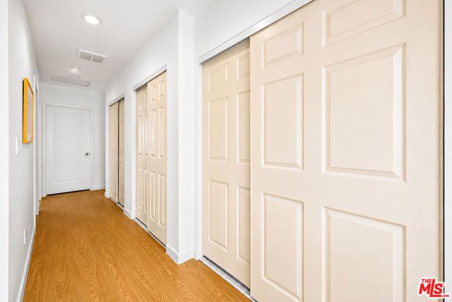 2819 3rd Avenue, Los Angeles, CA 90018