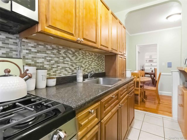 2190 Boston Road 5A, Bronx, NY 10462