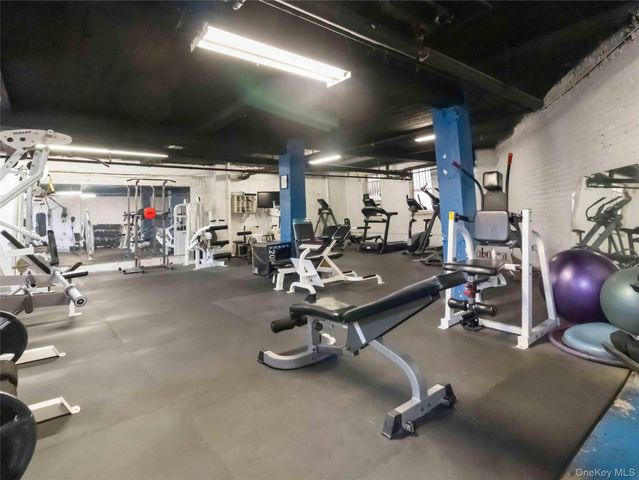 2190 Boston Road 5A, Bronx, NY 10462