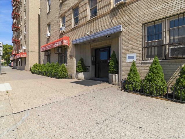 2190 Boston Road 5A, Bronx, NY 10462