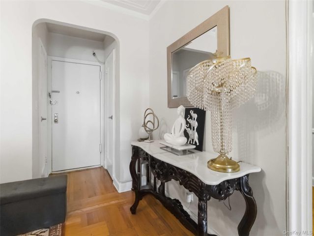 2190 Boston Road 5A, Bronx, NY 10462