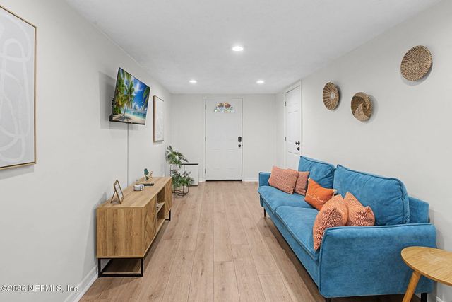 16 MYRTLE Avenue, St. Augustine, FL 32084