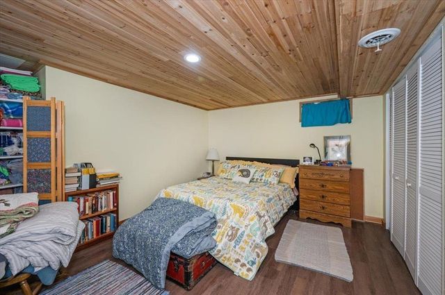 4318 E Valley Brook Road, Superior, WI 54880