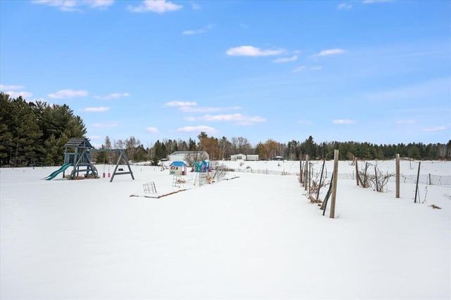 4318 E Valley Brook Road, Superior, WI 54880