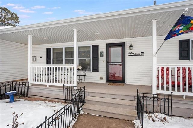 4318 E Valley Brook Road, Superior, WI 54880