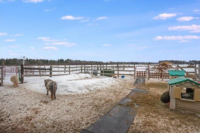 4318 E Valley Brook Road, Superior, WI 54880