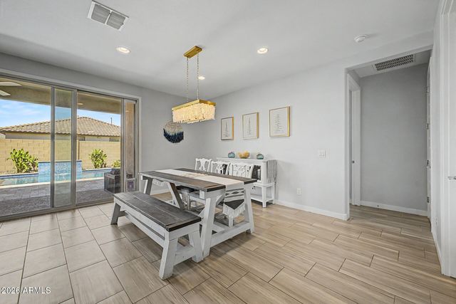 2358 E RIDGEWOOD Lane, Gilbert, AZ 85298