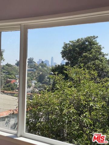 2280 Earl Street, Los Angeles, CA 90039