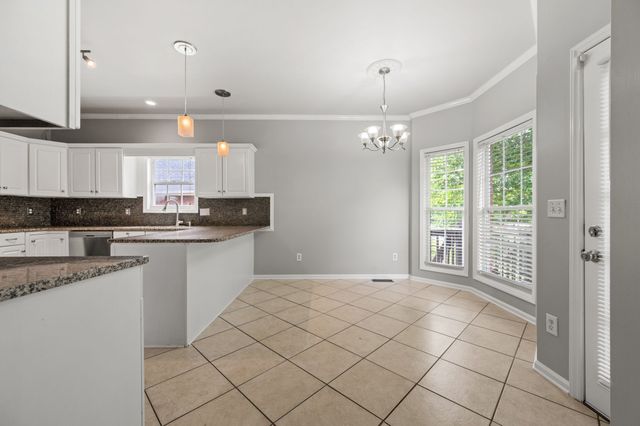 131 White Cloud Trl, Murfreesboro, TN 37127