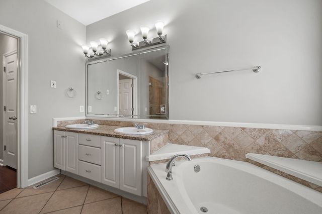 131 White Cloud Trl, Murfreesboro, TN 37127