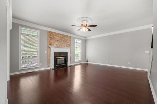 131 White Cloud Trl, Murfreesboro, TN 37127