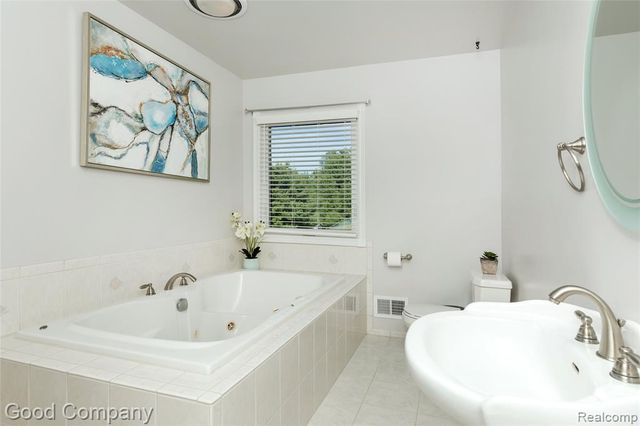 5410 Edgar Road, Clarkston, MI 48346