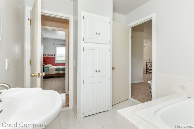 5410 Edgar Road, Clarkston, MI 48346