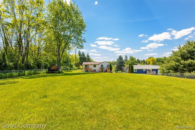 5410 Edgar Road, Clarkston, MI 48346