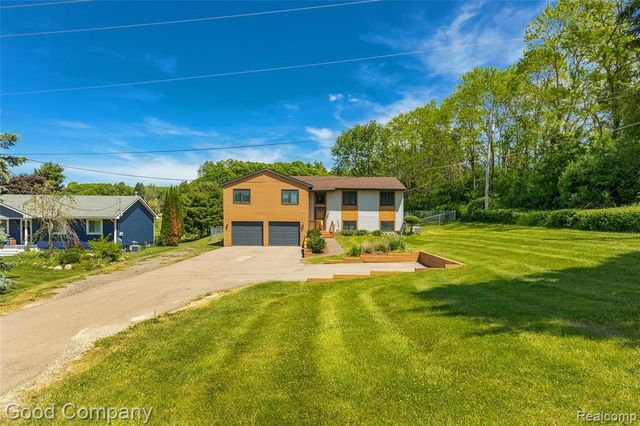 5410 Edgar Road, Clarkston, MI 48346