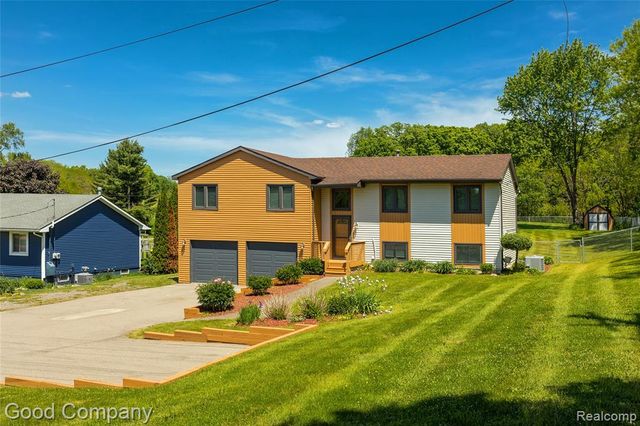 5410 Edgar Road, Clarkston, MI 48346