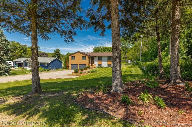 5410 Edgar Road, Clarkston, MI 48346