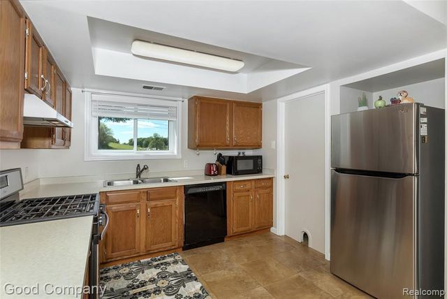 5410 Edgar Road, Clarkston, MI 48346