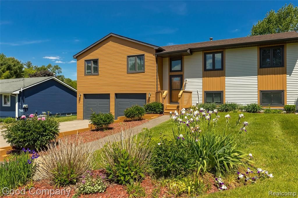 5410 Edgar Road, Clarkston, MI 48346