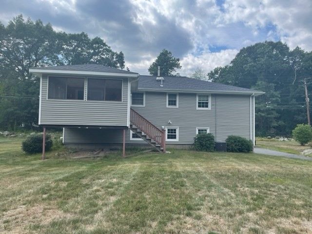 511 Trull Rd, Tewksbury, MA 01876
