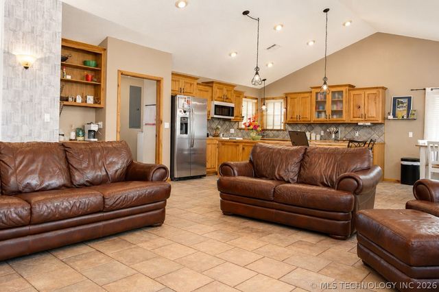 9459 Brock, Ardmore, OK 73401