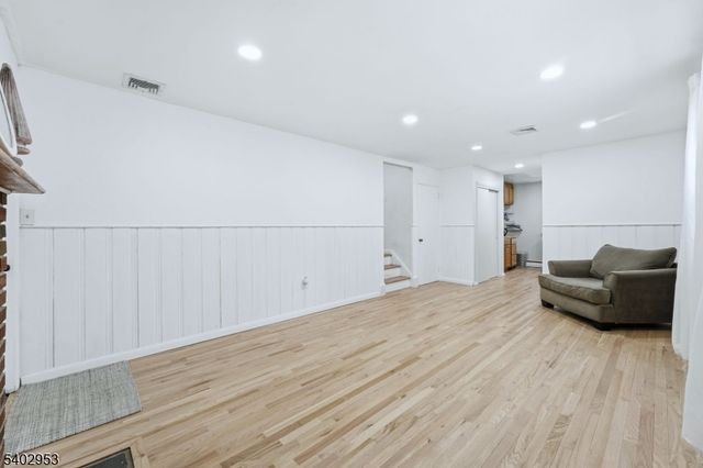 725 Anna Pl, North Plainfield Boro, NJ 07063