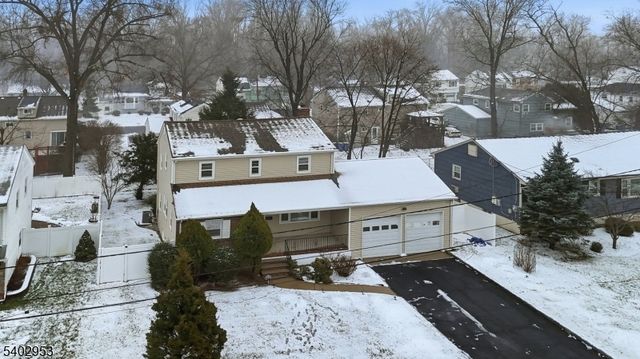 725 Anna Pl, North Plainfield Boro, NJ 07063