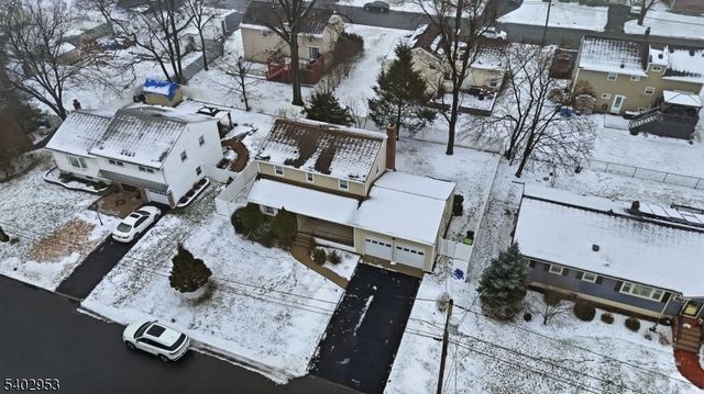 725 Anna Pl, North Plainfield Boro, NJ 07063