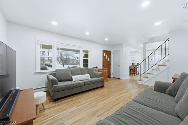 725 Anna Pl, North Plainfield Boro, NJ 07063