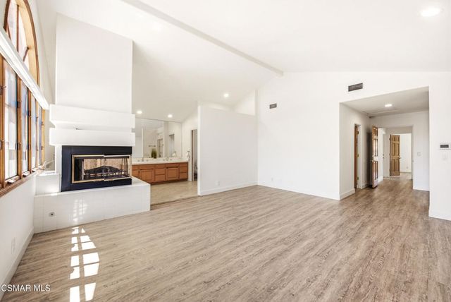 1592 Brentford Avenue, Westlake Village, CA 91361