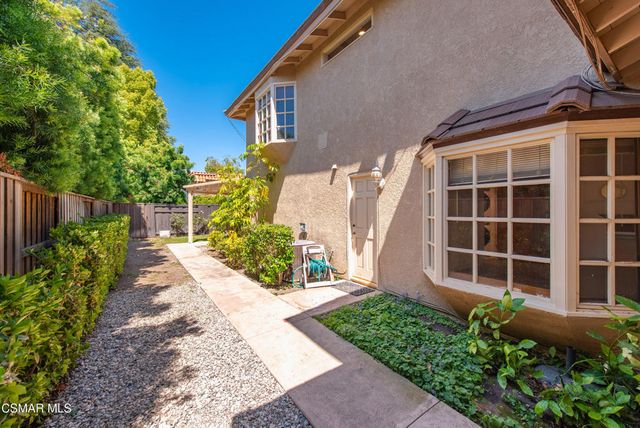 1592 Brentford Avenue, Westlake Village, CA 91361