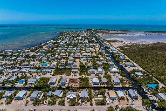 27345 Guadaloupe Lane, Ramrod Key, FL 33042