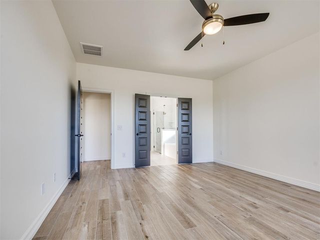 9432 NW 75th Street, Yukon, OK 73099