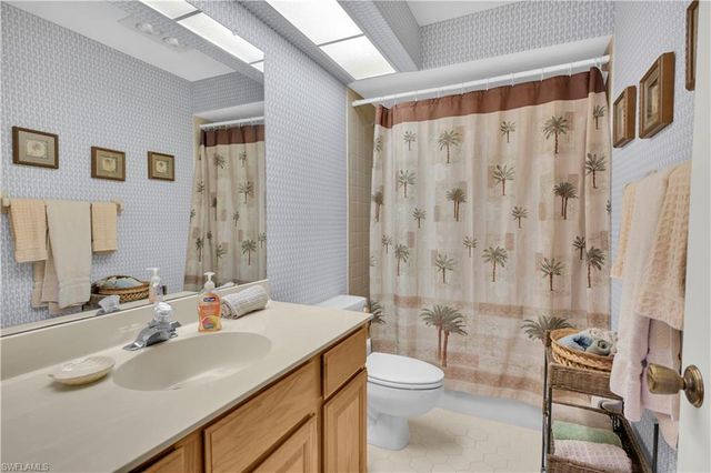 1251 Broadwater DR, Fort Myers, FL 33919